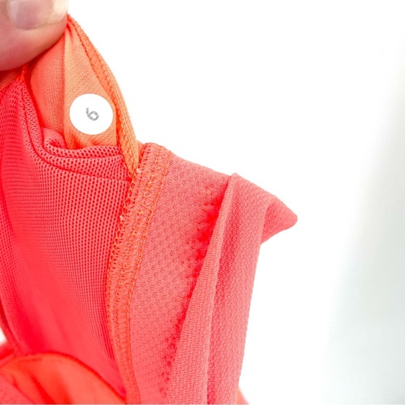 Lululemon Run Times Workout Tank Heathered Medium Grey Very Light Flare Top - Picture 10 of 10